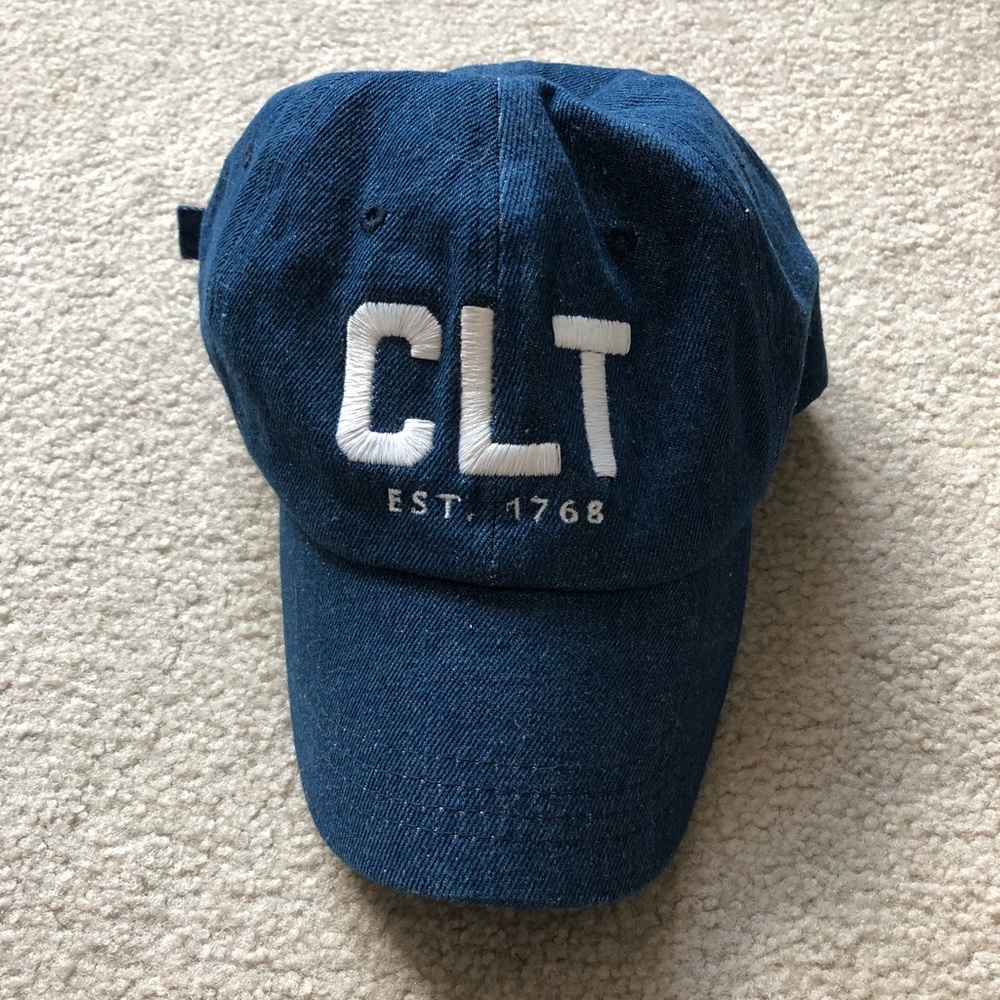 Charlotte hat